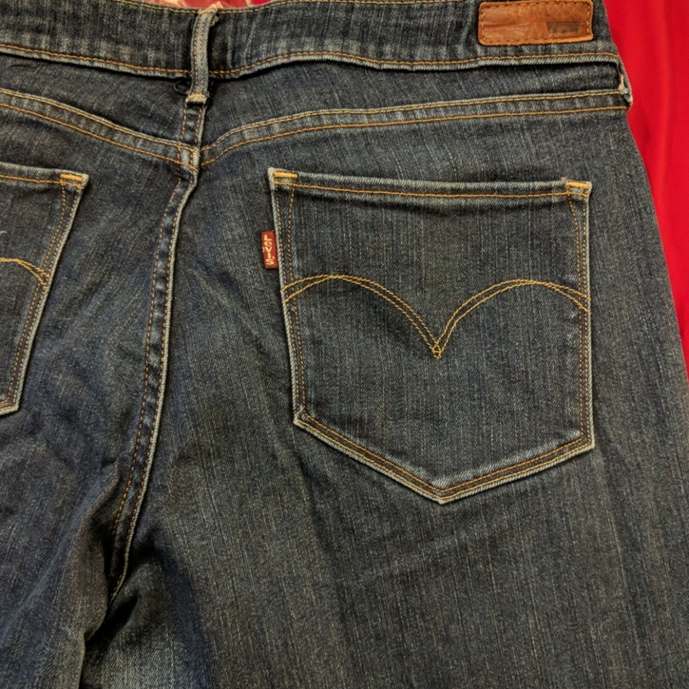 Levi's bold curve jeans